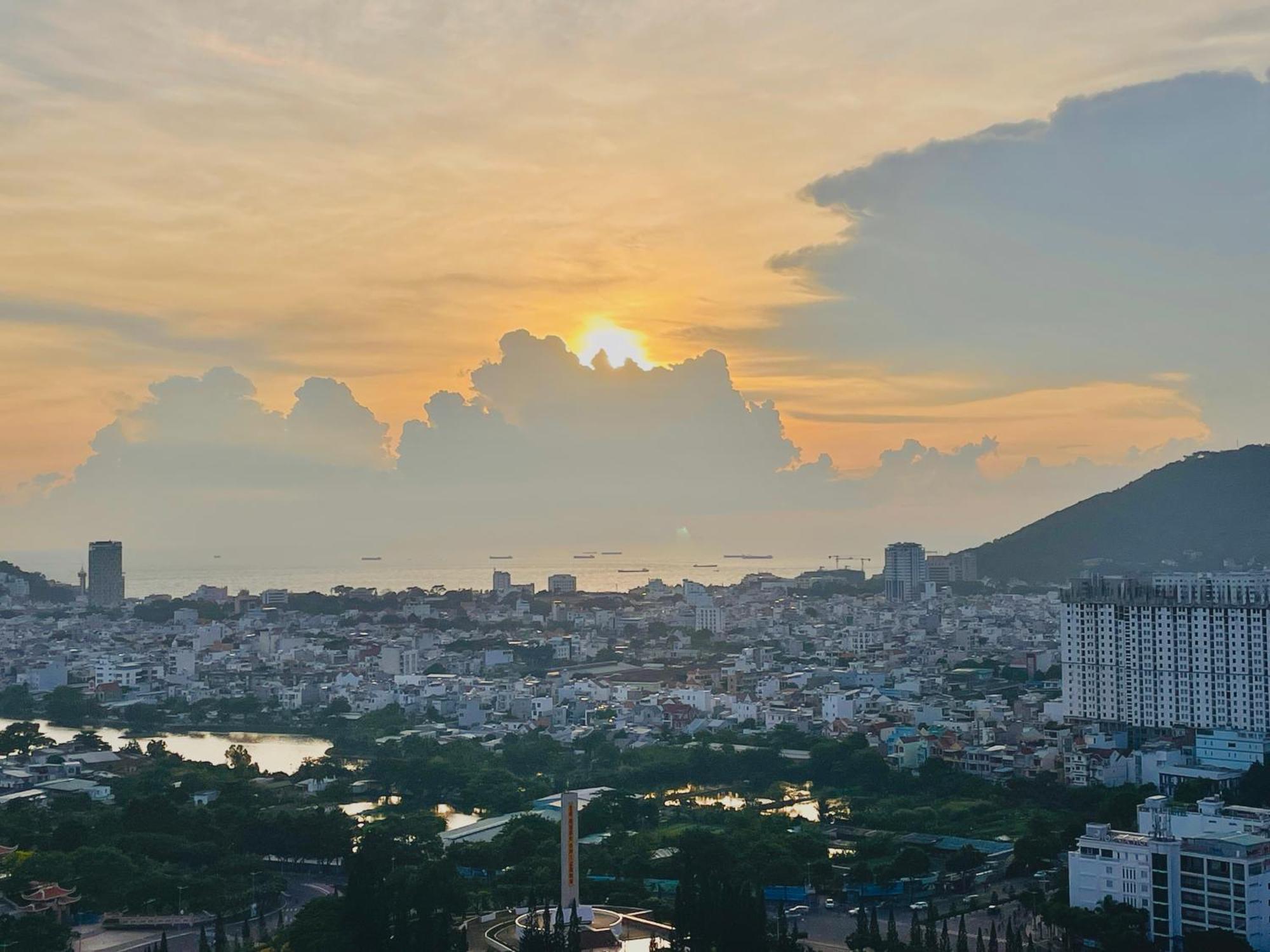 Lux Condotel - The Song Vung Tau Buitenkant foto